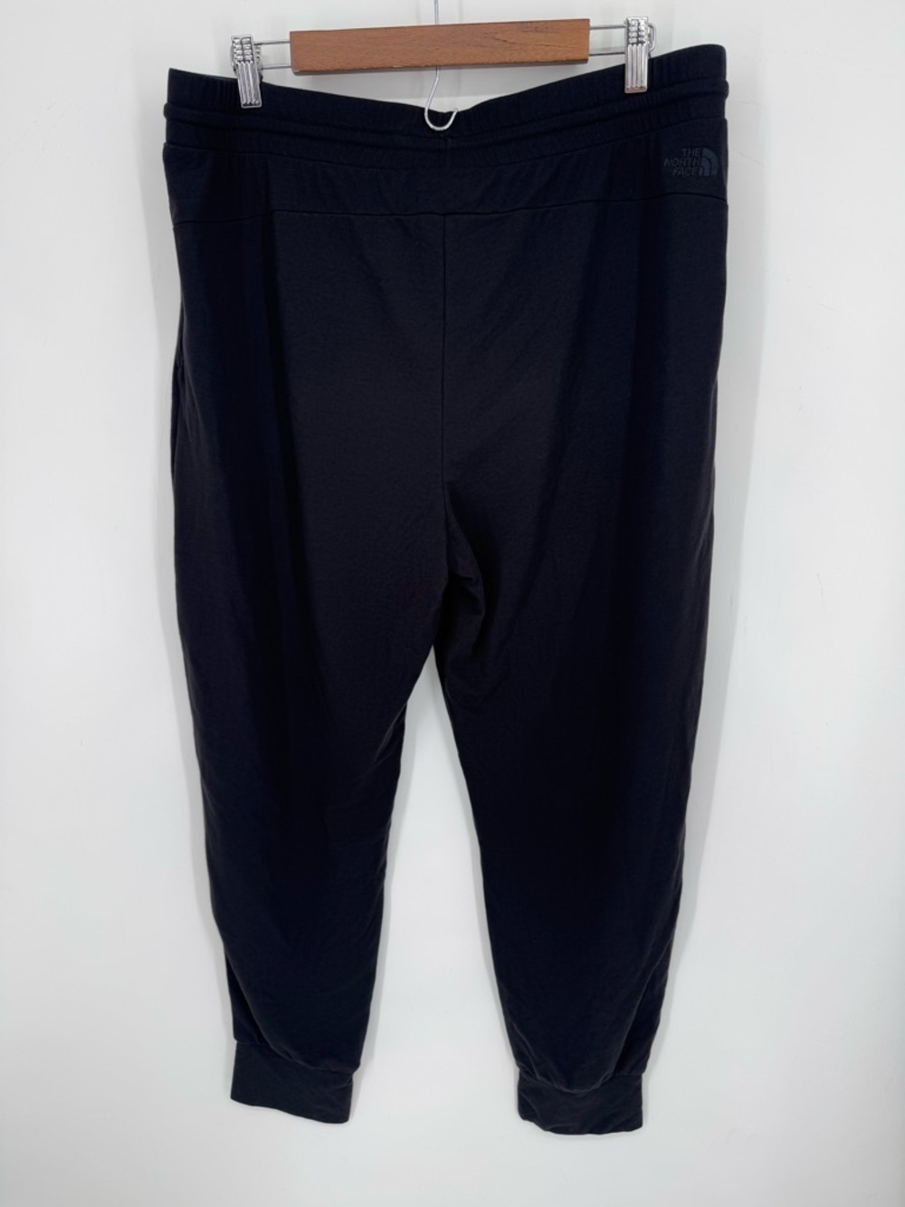 The North Face Women's Black Athleisure Neutral Basic Sweatpant Joggers Size XL